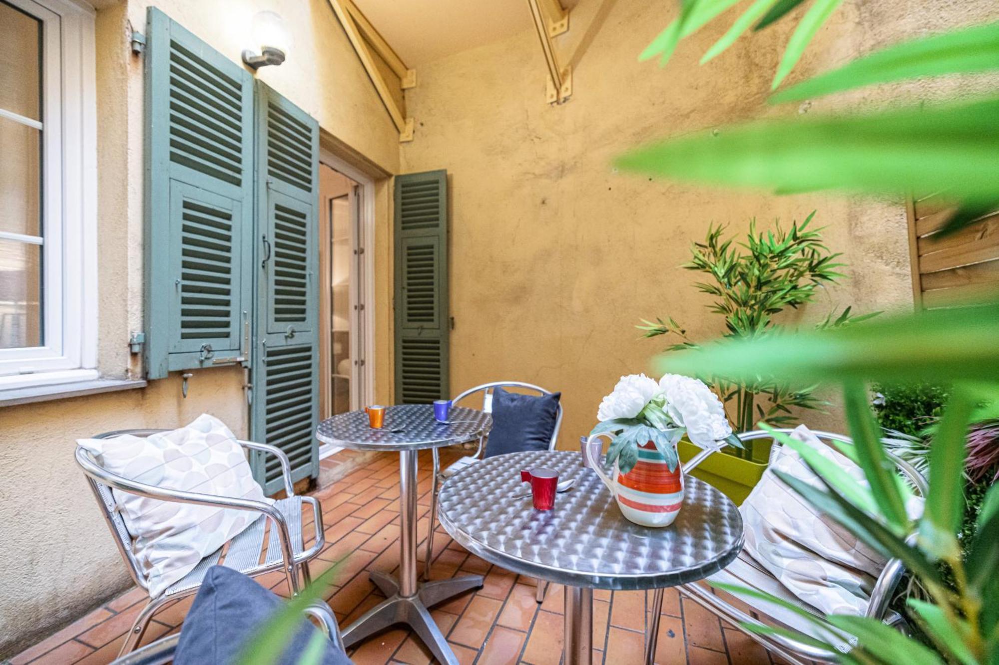 Large One Bedroom Flat In The Old Town Appartamento Nizza